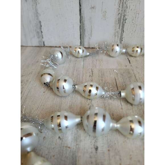 Vintage ball blown glass Garland silver stripe Xmas home decor - Picture 9 of 12